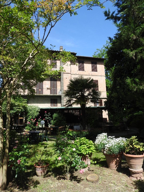 Hotel Moderno Main image